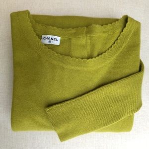 Authentic Chanel chartreuse green cashmere sweater